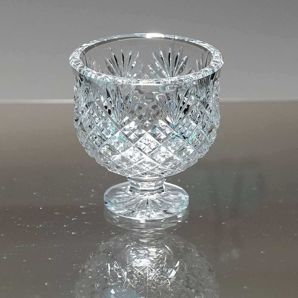 Vintage Waterford Crystal Pedestal Bowl – Diamond & Fan Cut Elegance - Picture 5 of 9